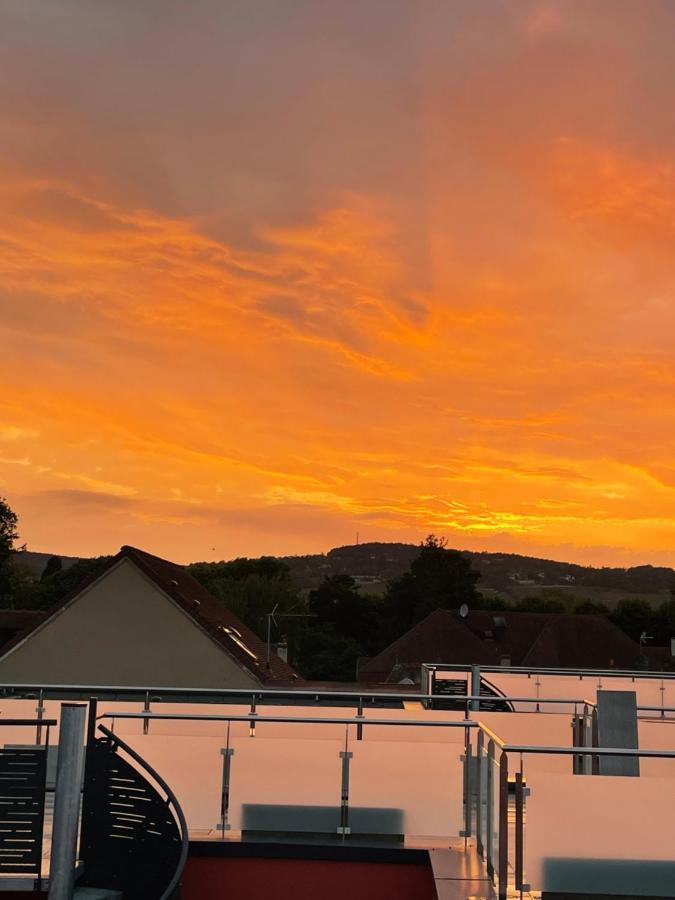 Les Terrasses De Notre Dame Apartment Бон Екстериор снимка